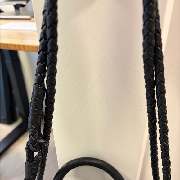 Quince Large Italian Leather Handwoven Satchel in Black EUC - Picture 4 of 9